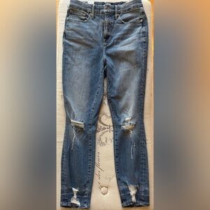 Good American Good Waist Crop Jeans Distressed Light Wash Raw Hem Size 8/29